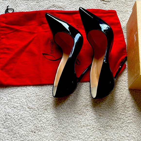 Authentic So Kate ! Size 6! Box and shoe bag included! light Scratch on heel - Picture 1 of 6